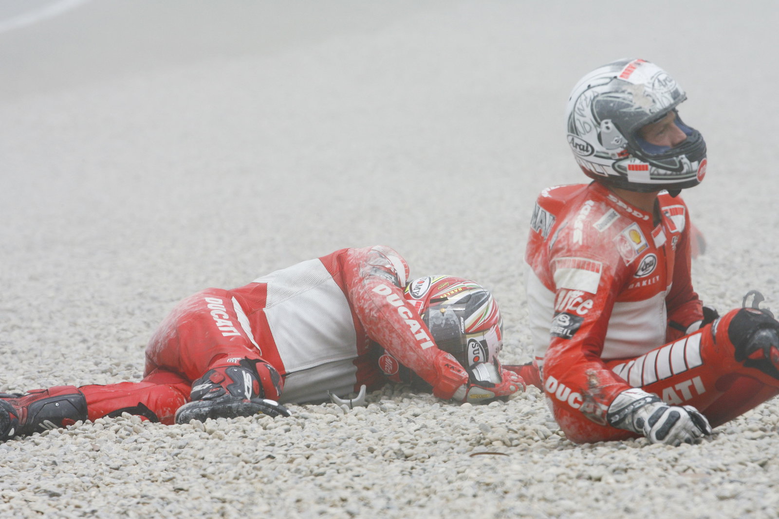 Capirossi, Gibernau after first turn crash, Catalunya MotoGP Race, 2006