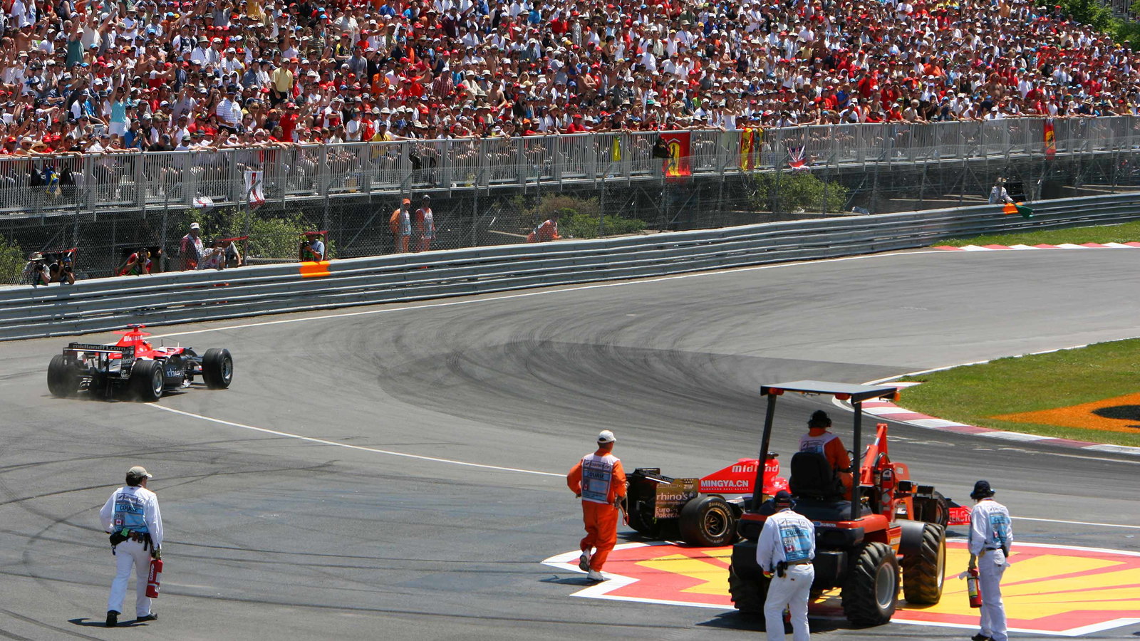 25.06.2006 Montreal, Canada, Christijan Albers (NED), Midland MF1 Racing, Tiago Monteiro (POR), Midl