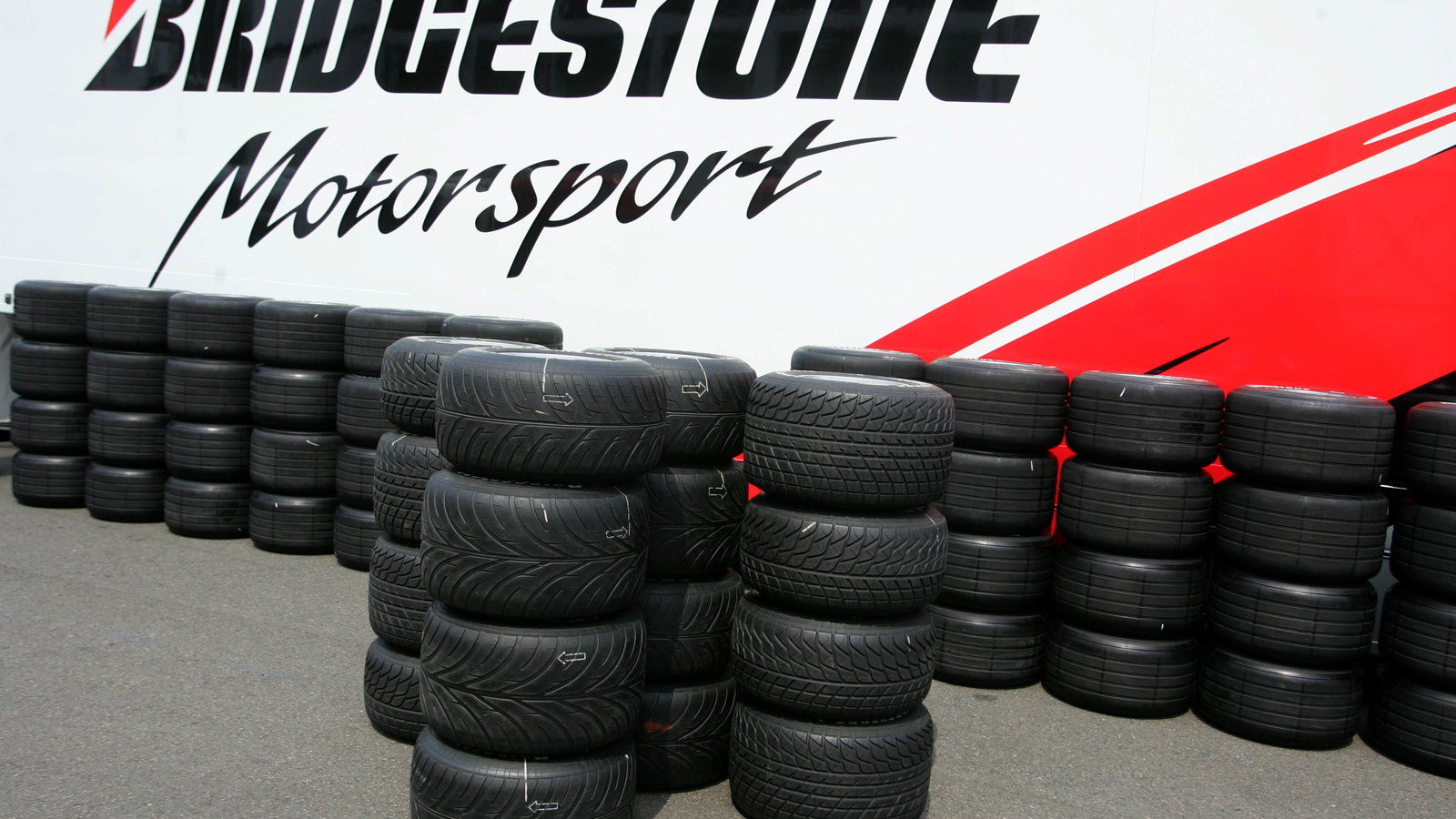 13.07.2006 Magny Cours, France, Bridgestone tyres - Formula 1 World Championship, Rd 11, French Gran