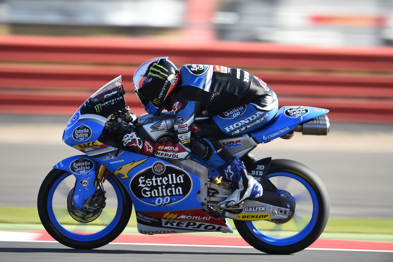 Moto3 Silverstone: Navarro takes first pole with new record