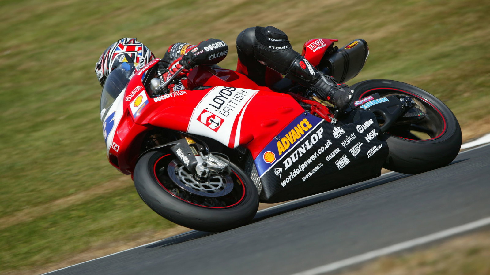 sean emmett lloyds british ducati supersport bsb 2006 oulton park friday 21/07/06