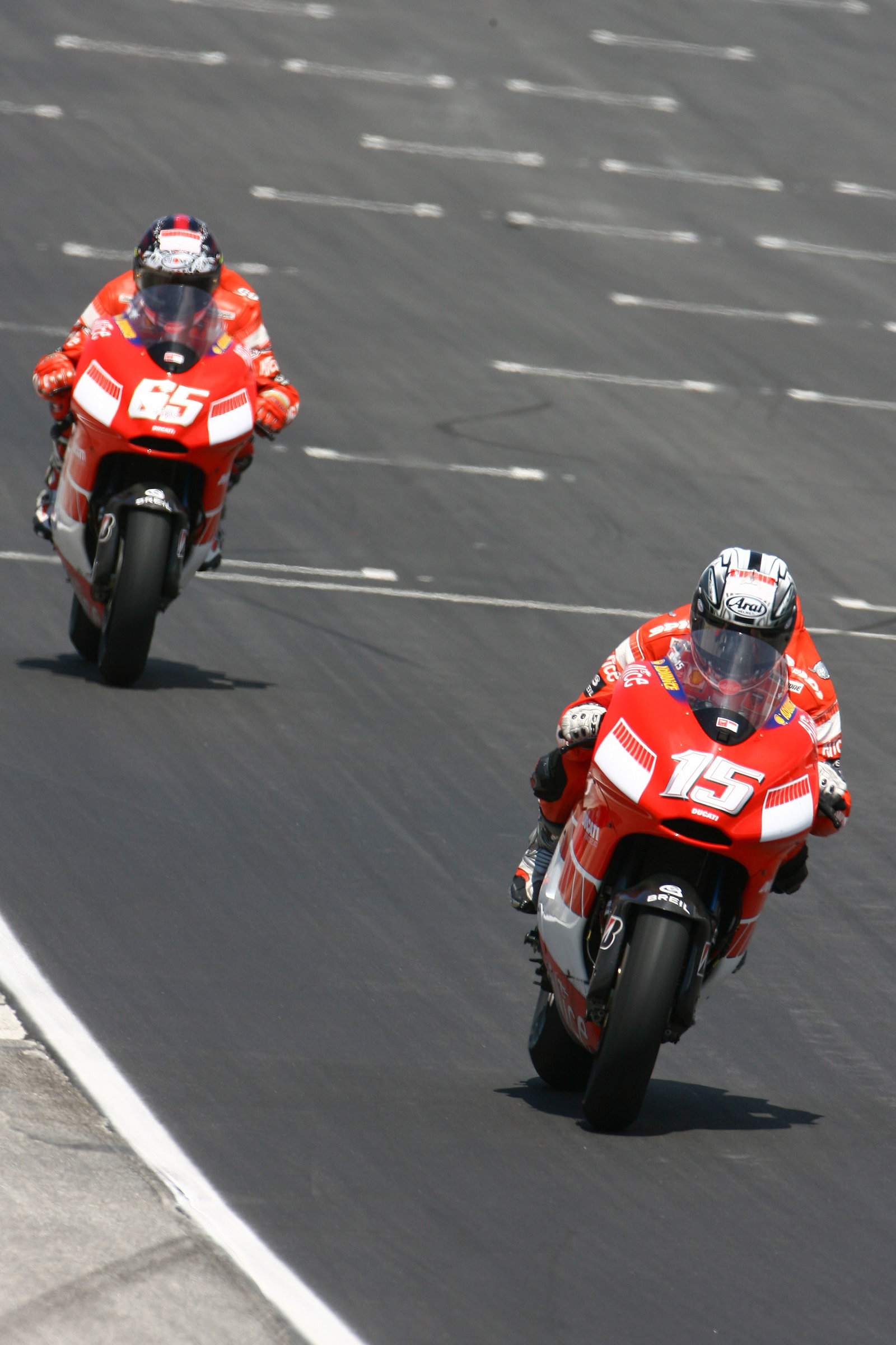 Gibernau, Capirossi, US MotoGP Race 2006