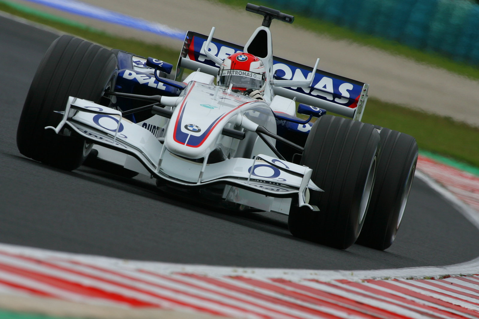04.08.2006 Budapest, Hungary, Robert Kubica (POL), BMW Sauber F1 Team, F1.06 - Formula 1 World Champ