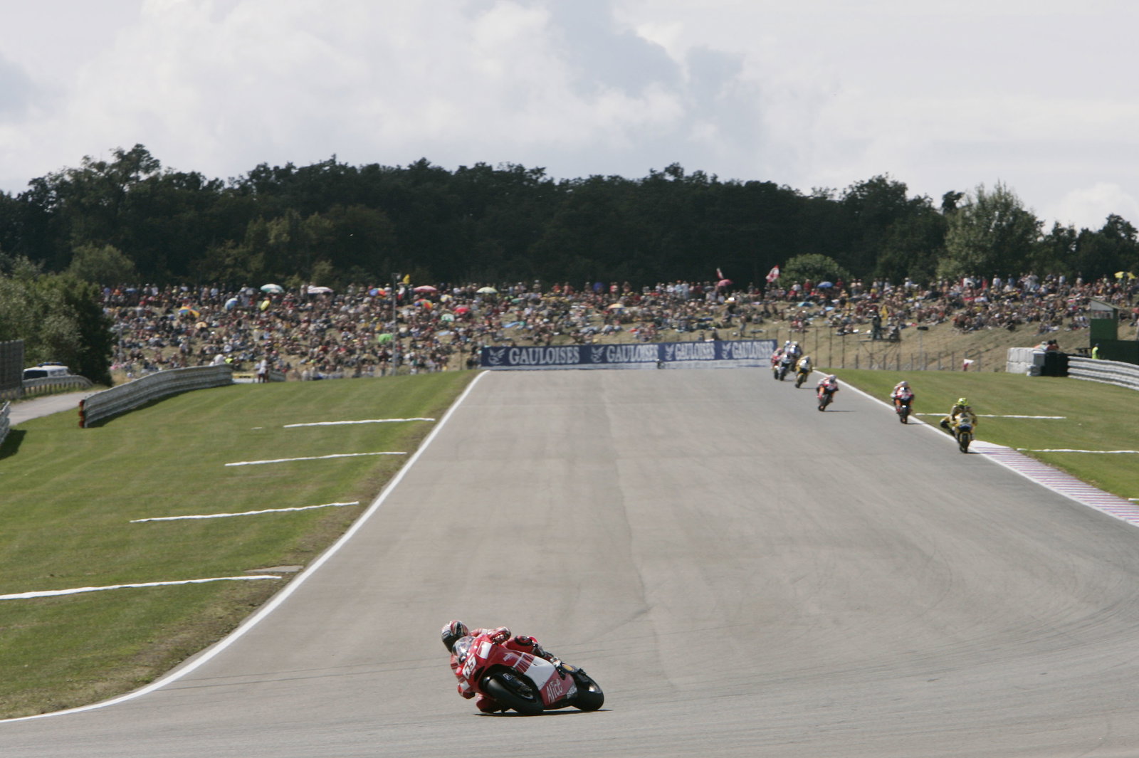 Capirossi leads, Czech MotoGP Race, 2006
