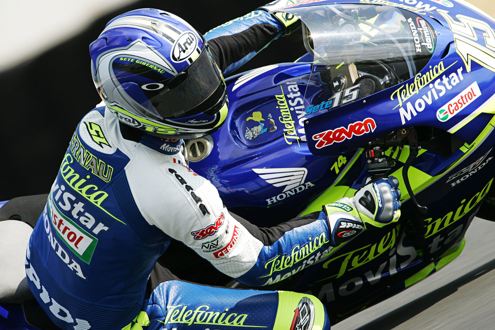 Gibernau, French MotoGP 2004