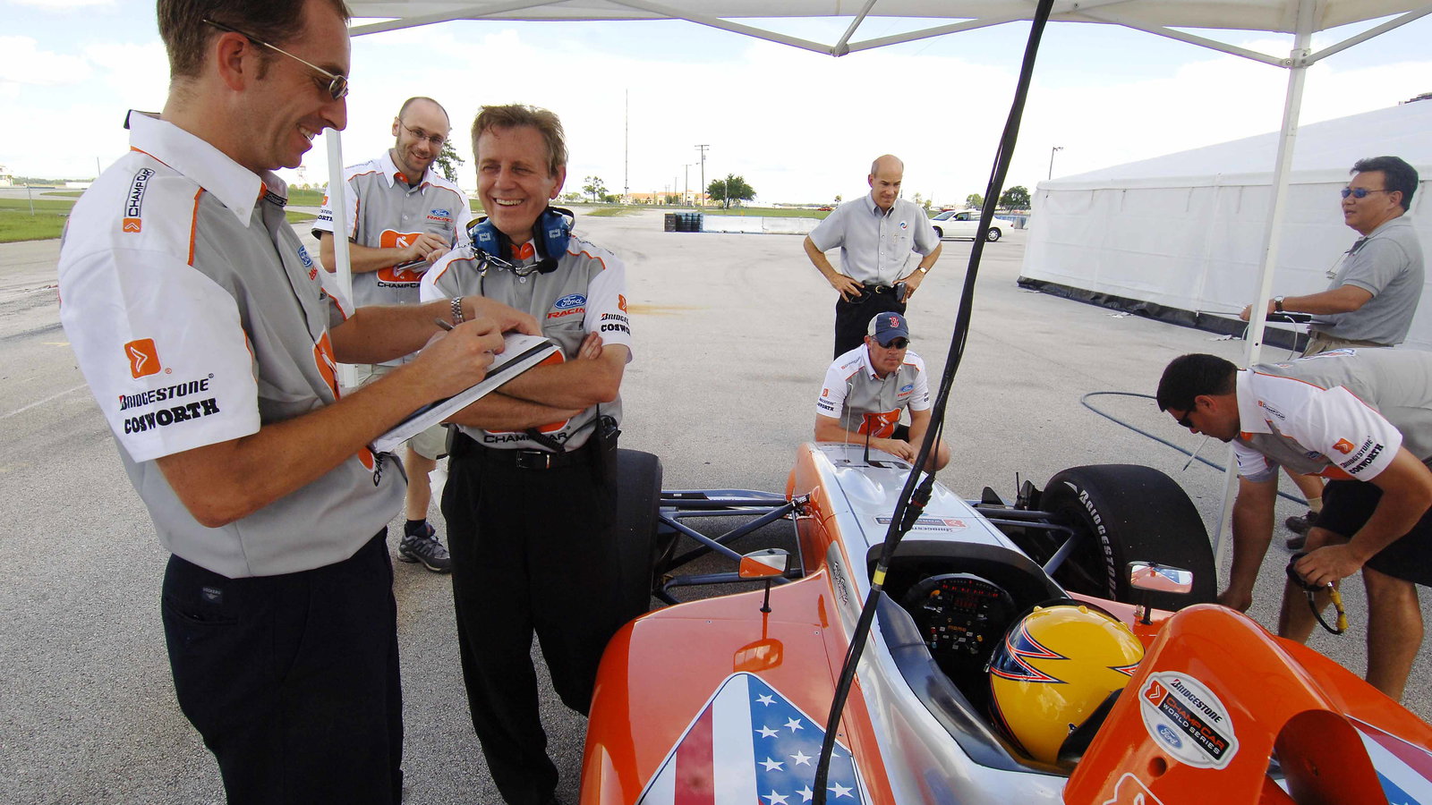 Nick Ascock and Peter Parrot oversee the first test of the Panoz DP01 Champ Car chassis