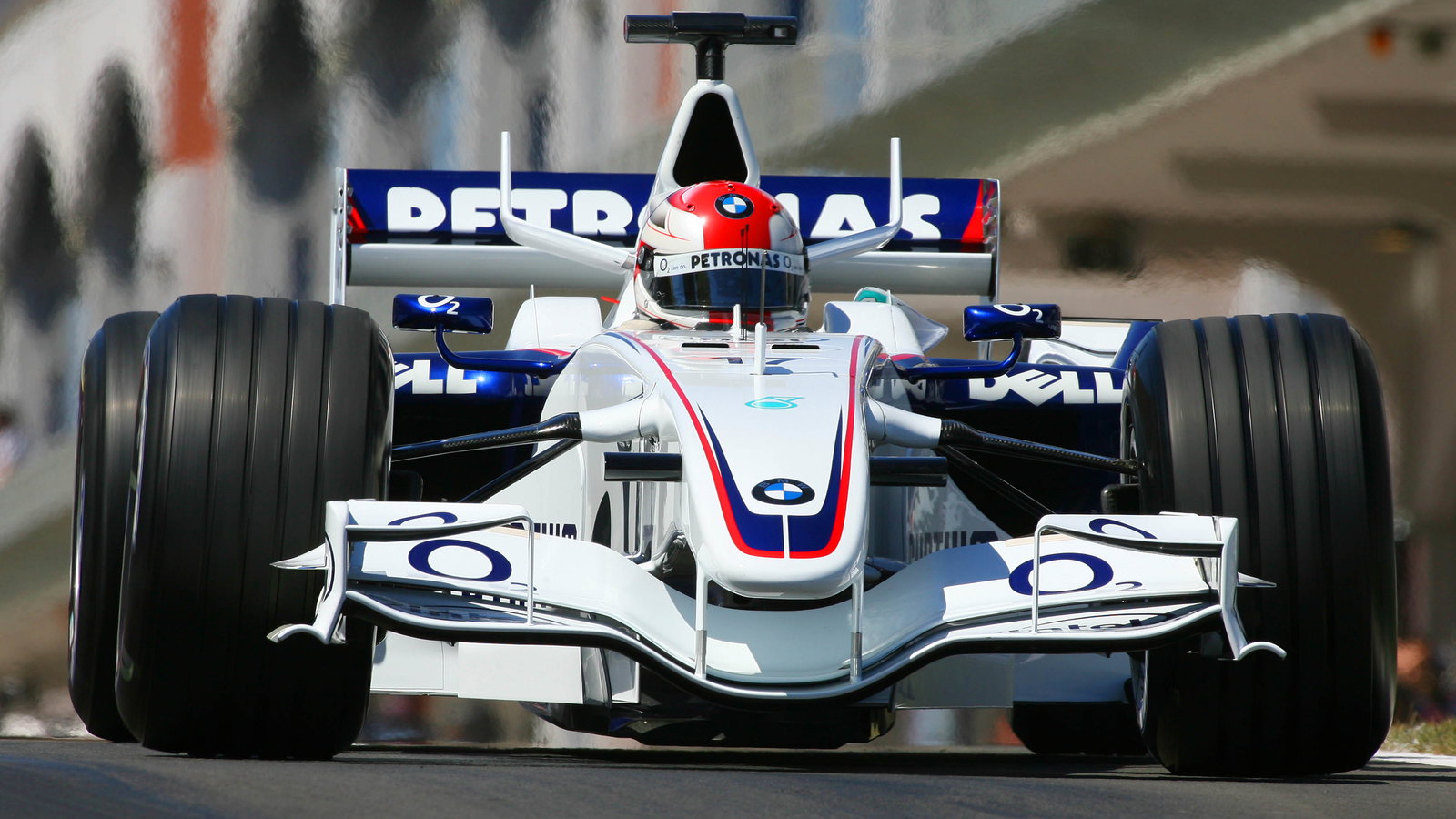 25.08.2006 Istanbul, Turkey, Robert Kubica (POL), BMW Sauber F1 Team, Pitlane, Box, Garage - Formula
