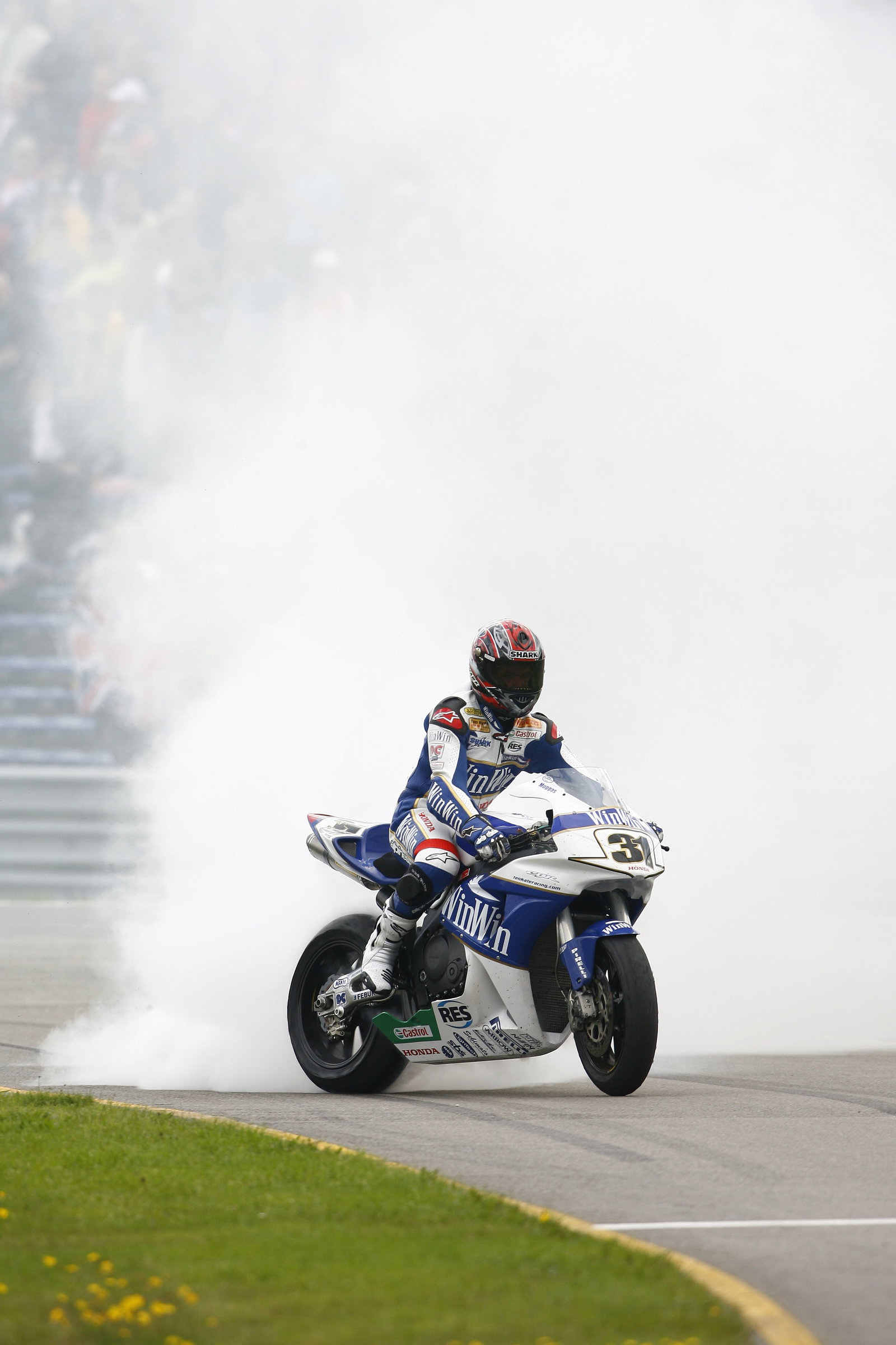 Muggeridge Burn-Out, Assen WSBK Race 2, 2006