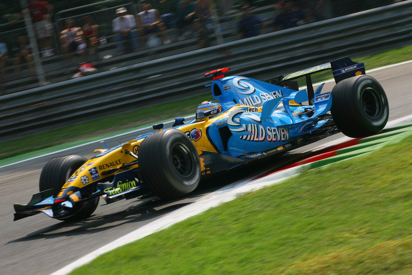 08.09.2006 Monza, Italy, Fernando Alonso (ESP), Renault F1 Team, R26 - Formula 1 World Championship,