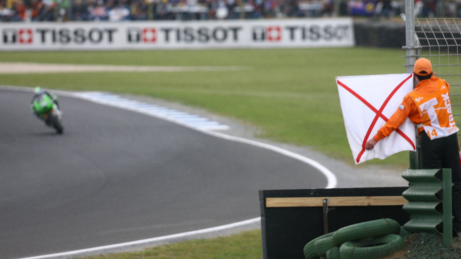 Rain flag for Nakano, Australian MotoGP, 2006