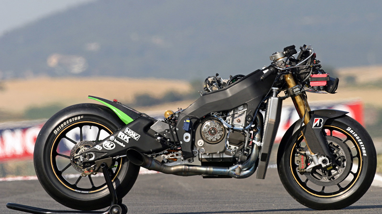 Kawasaki Ninja ZX-RR, Catalunya MotoGP 2004