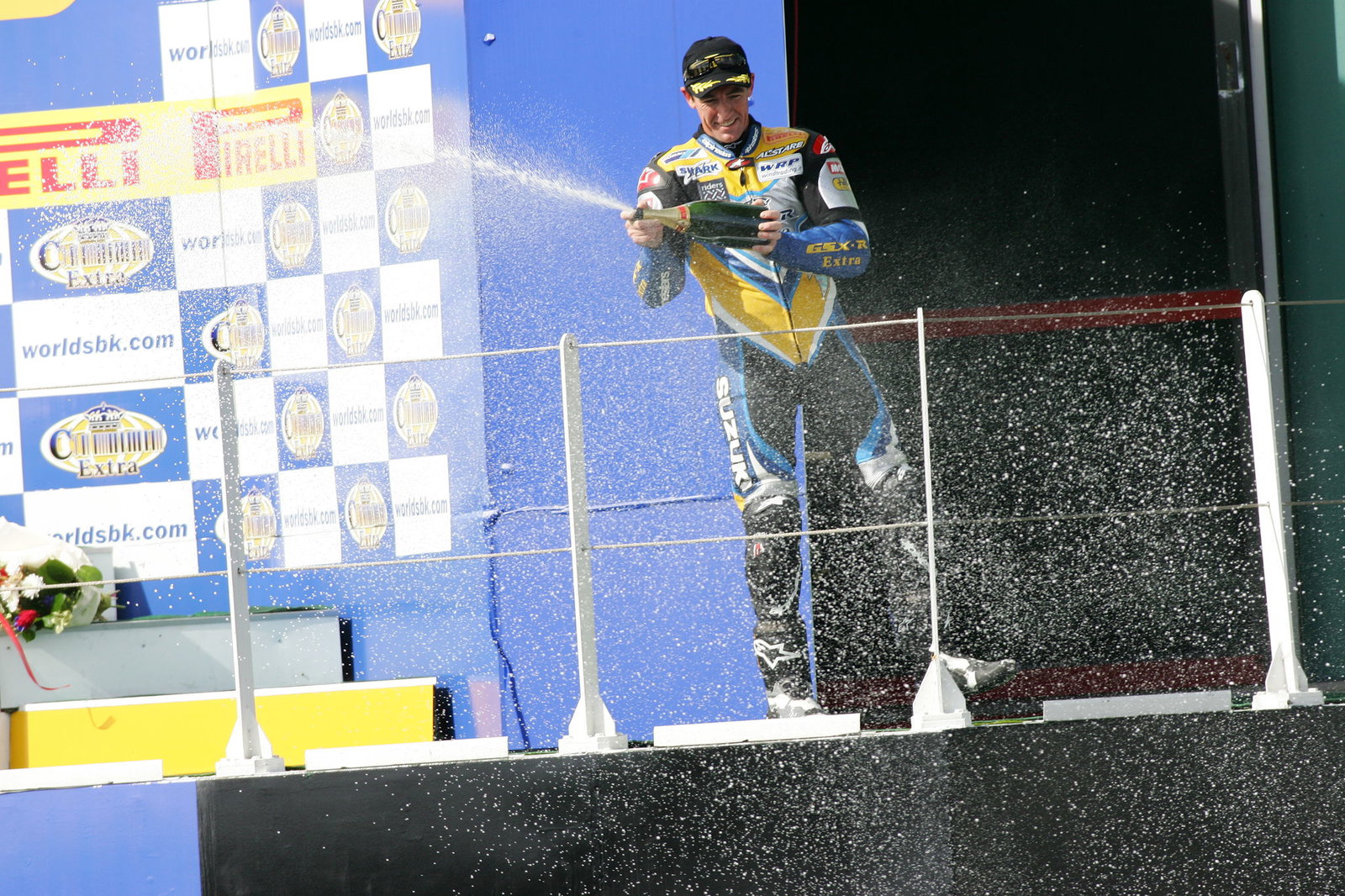 troy corser team alstare suzuki corona extra world superbikes podium race 1 magny cours sunday 08/10