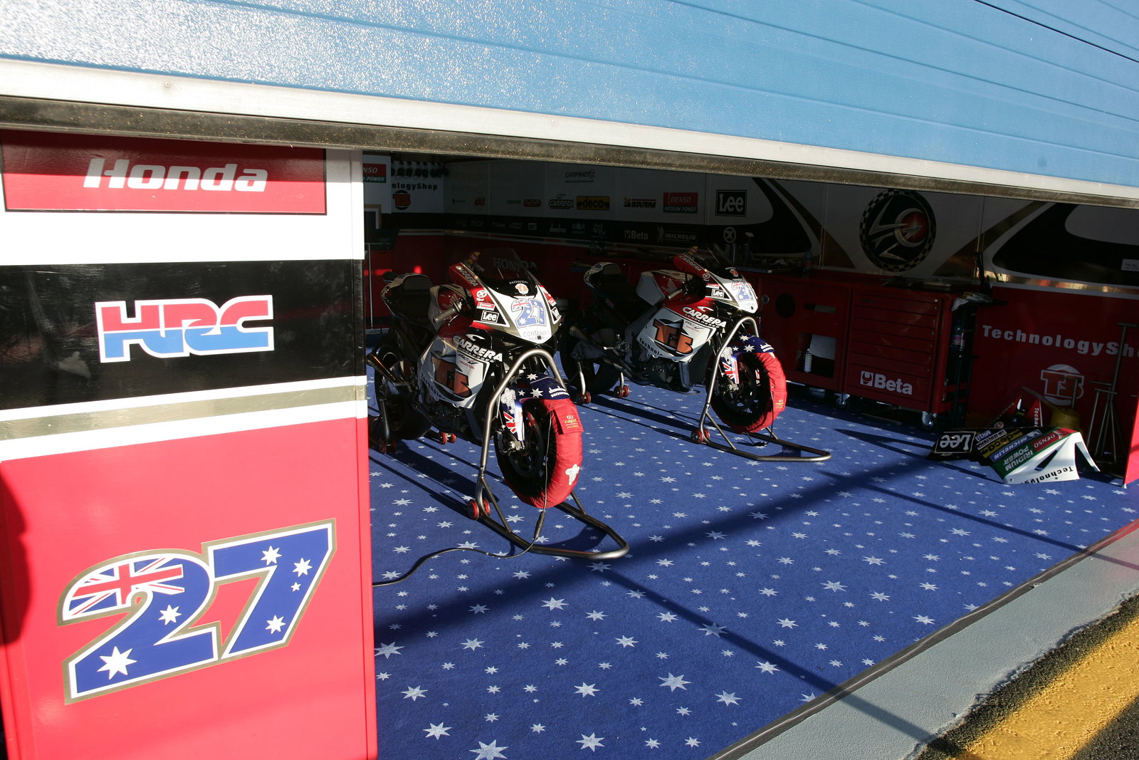 Stoner Garage, Portuguese MotoGP, 2006