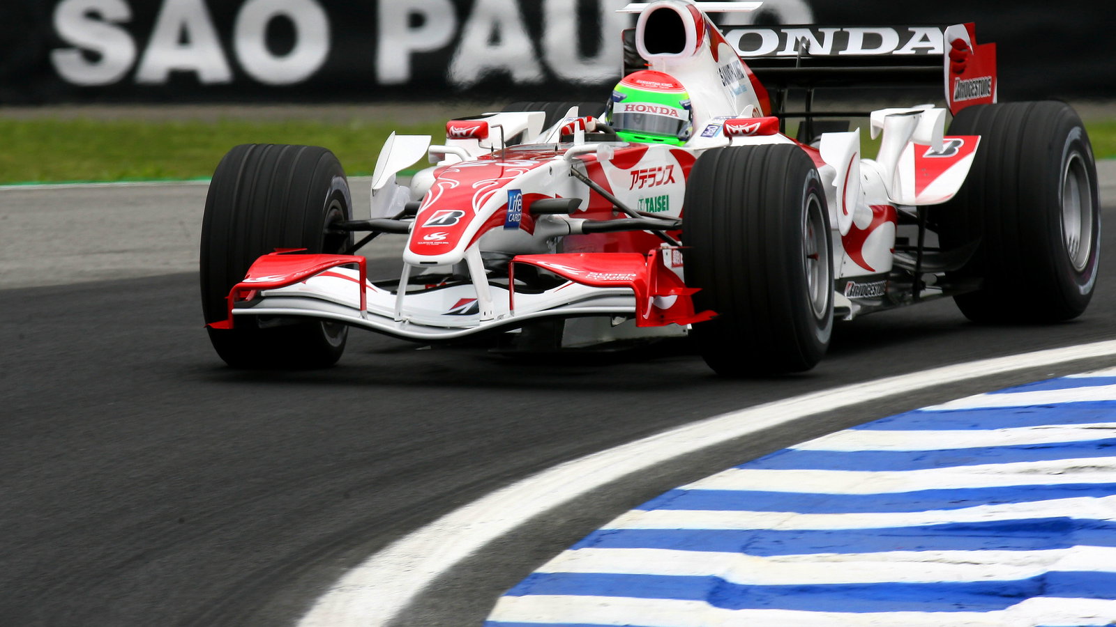 20.10.2006 Sao Paulo, Brazil,
Sakon Yamamoto (JPN), Super Aguri F1 Team, SA06 - Formula 1 World Ch