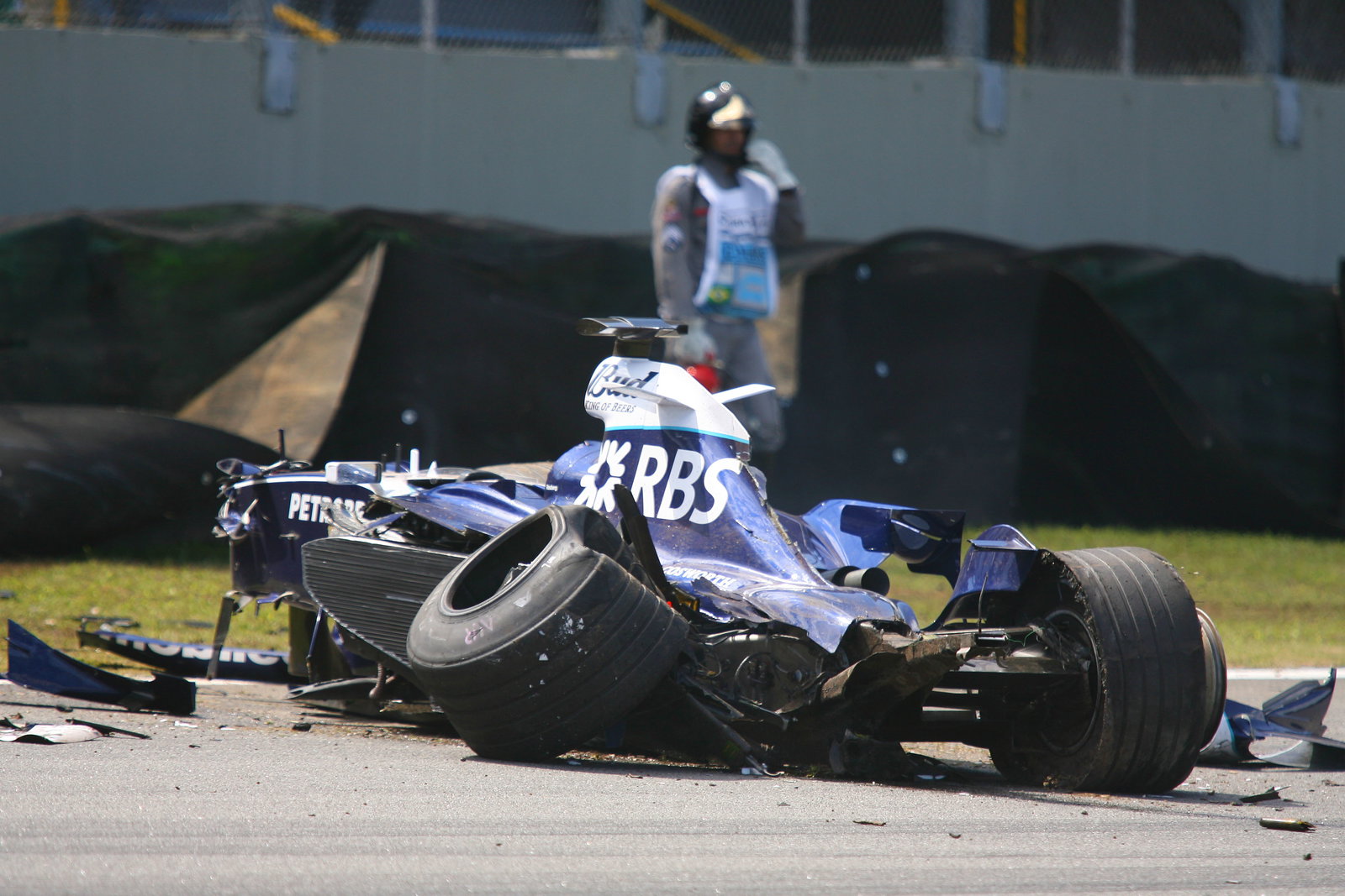 22.10.2006 Sao Paulo, Brazil, Nico Rosberg (GER), WilliamsF1 Team, FW28 Cosworth, crashed out - Form
