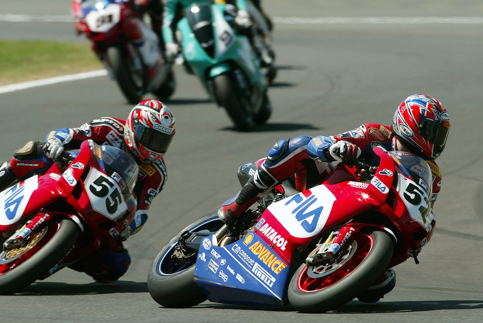 Toseland, Laconi, WSBK Race 1 Silverstone, 2004