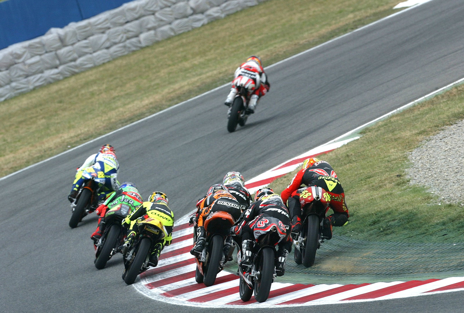 Chasing Locatelli, Catalunya 125GP race, 2004