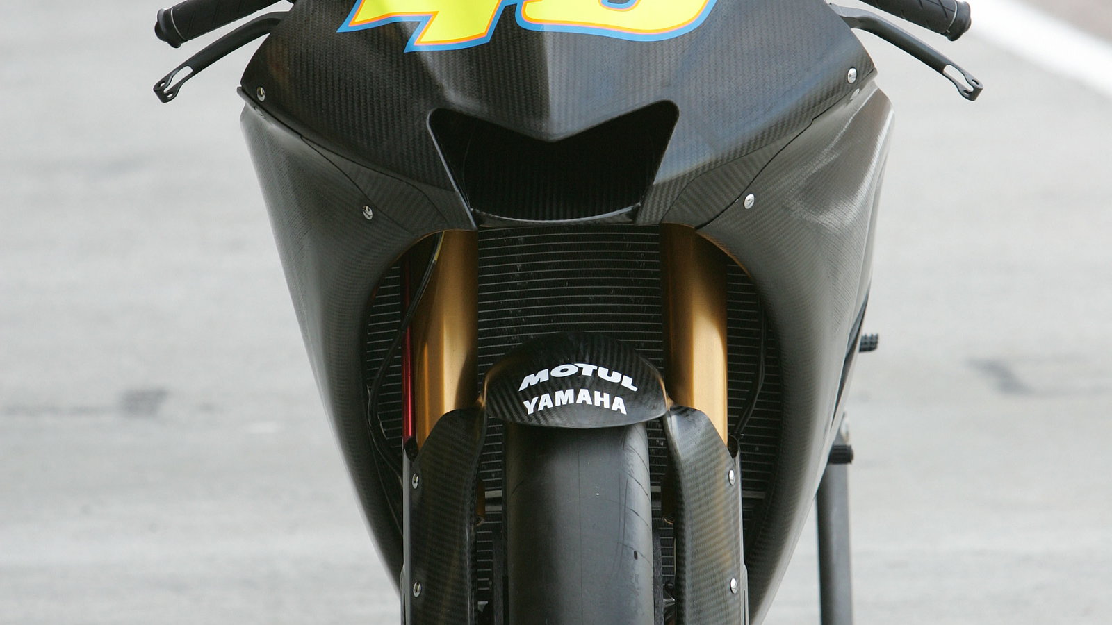 Rossi`s Yamaha 800, Valencia MotoGP Test 2006