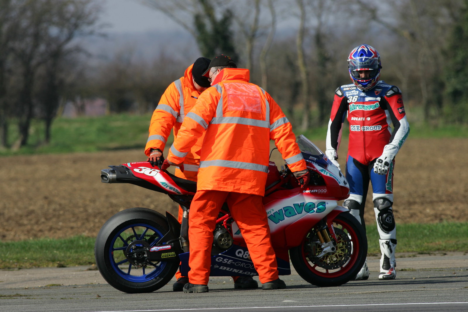 Gregorio Lavilla (ESP), Airwaves Ducati, 999F07, 36, Superbike