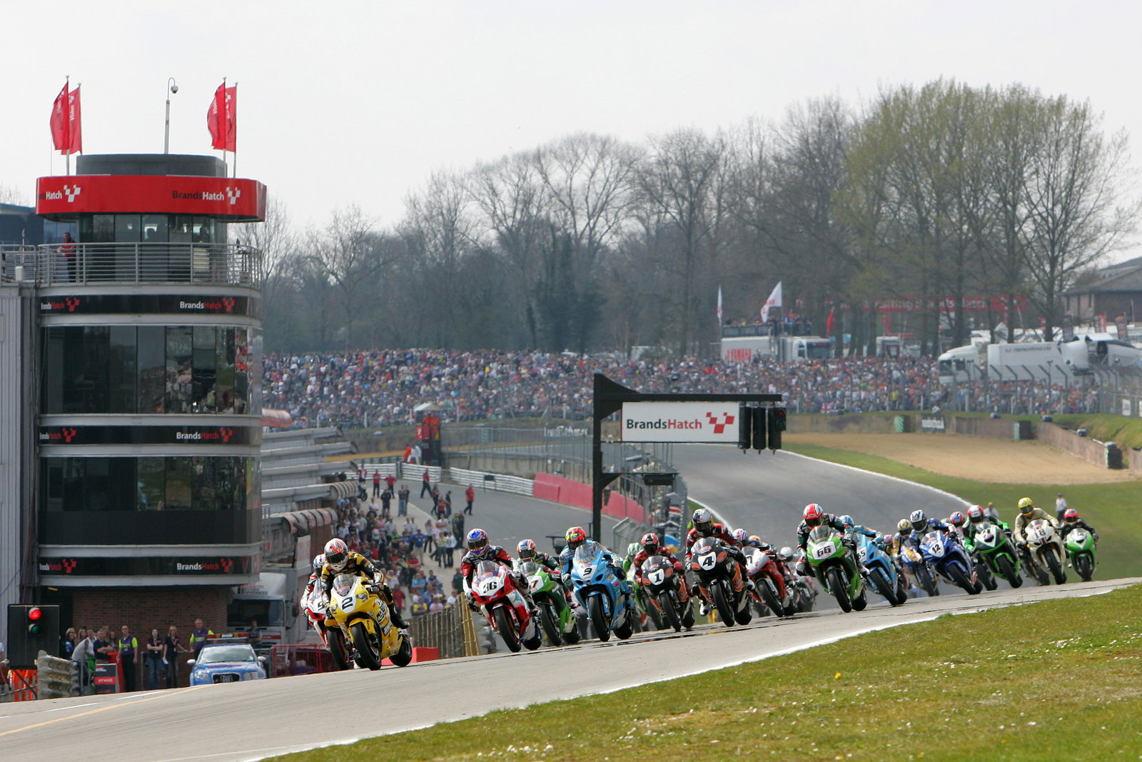 2007 British Superbike Championship, Round One, Bands Hatch, UK, 9th April 2007; Race 1 Start Shot