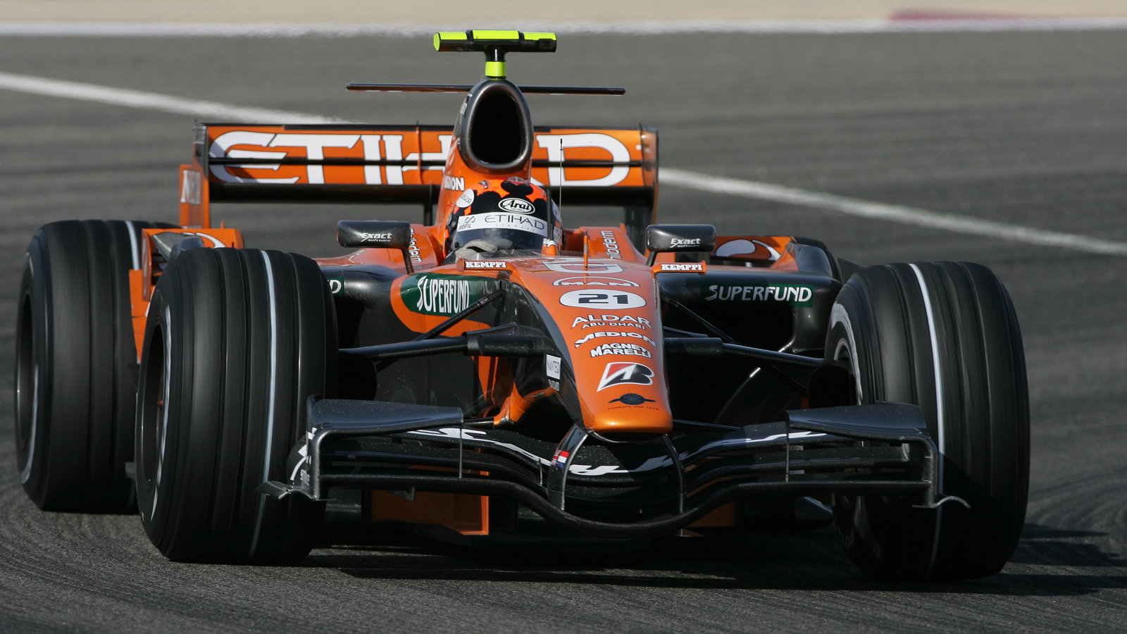 Christijan Albers (NED) Etihad Aldar Spyker Formula One Team F8-V11, Bahrain F1 Grand Prix, Sakhir, 