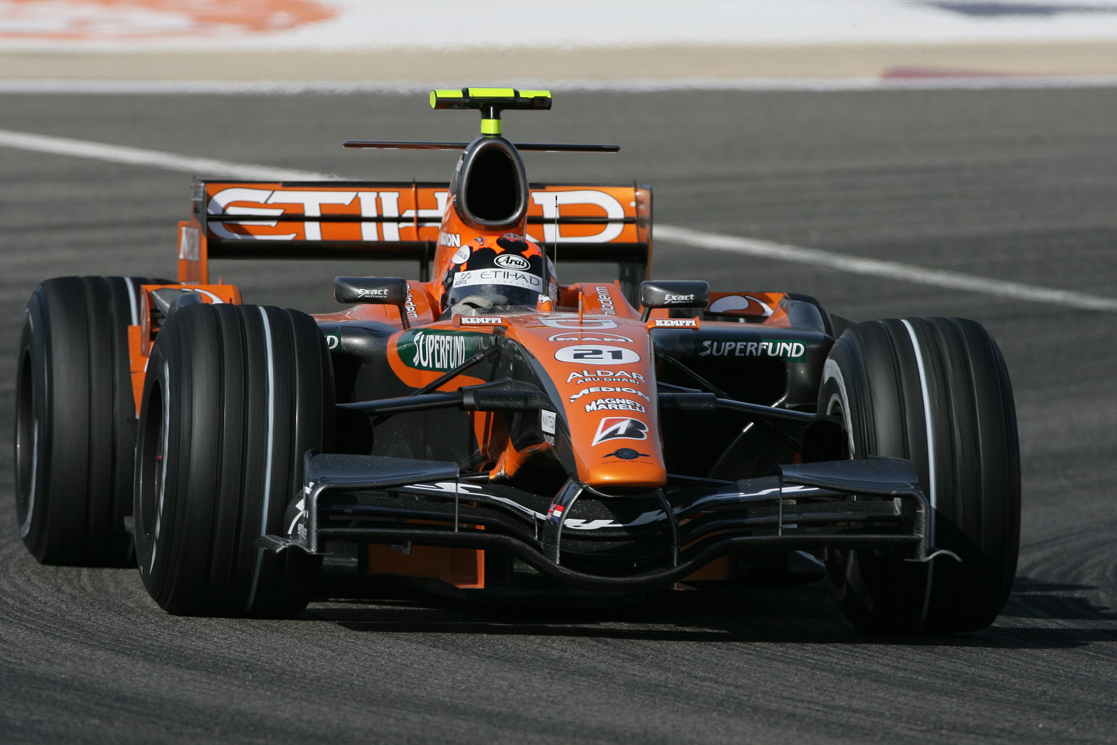 Christijan Albers (NED) Etihad Aldar Spyker Formula One Team F8-V11, Bahrain F1 Grand Prix, Sakhir, 