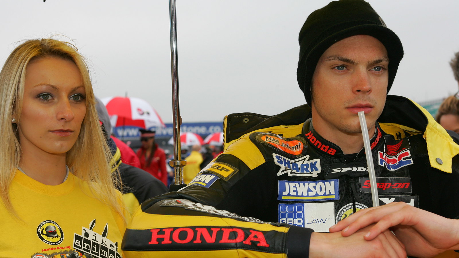 Leon Camier (GBR), Bikeanimal.com Honda, CBR1000RR, 2, Superbike Race 1 Grid Silverstone
