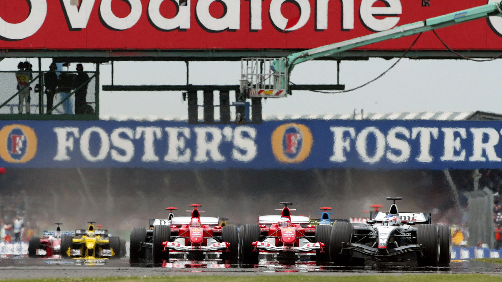 The start of the
2004 British GP