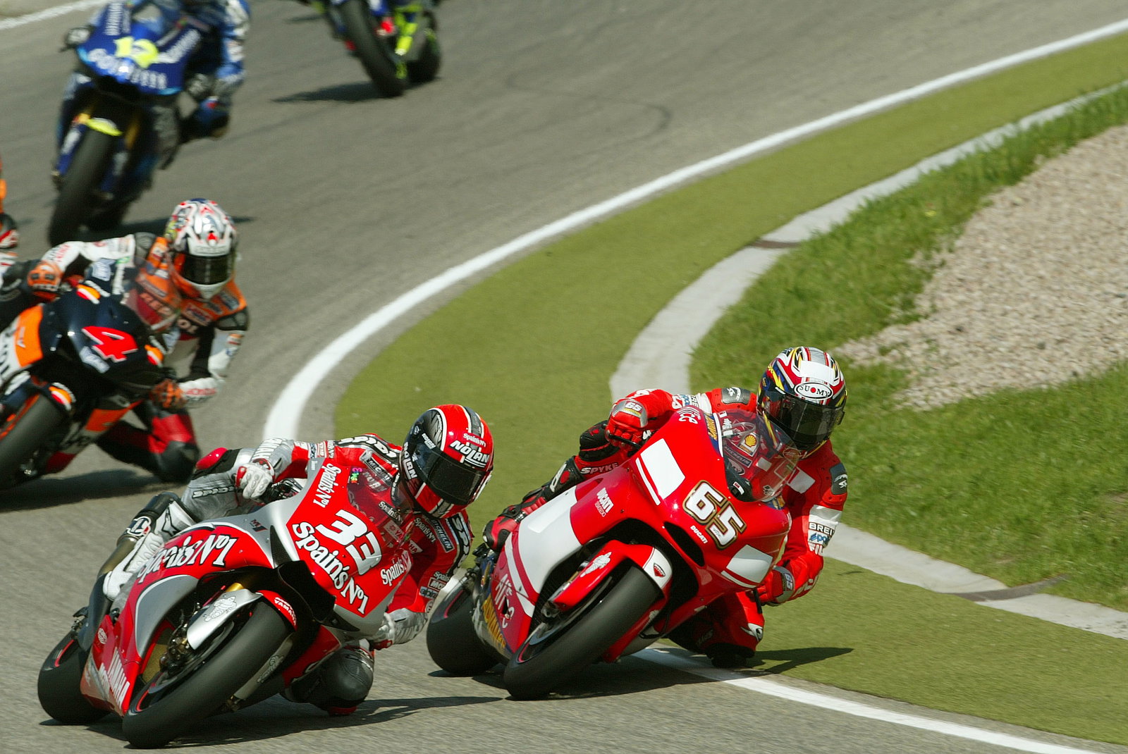Capirossi Passes Melandri, German MotoGP Race, 2004