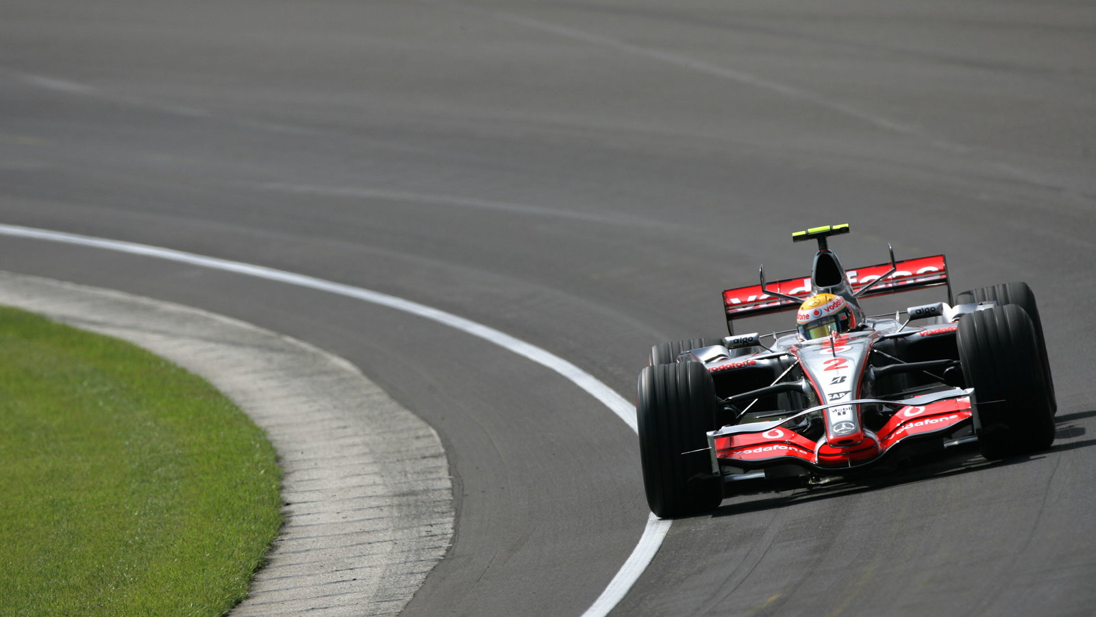 Lewis Hamilton (GBR) McLaren MP4/22, Indianapolis F1, USA, 2007