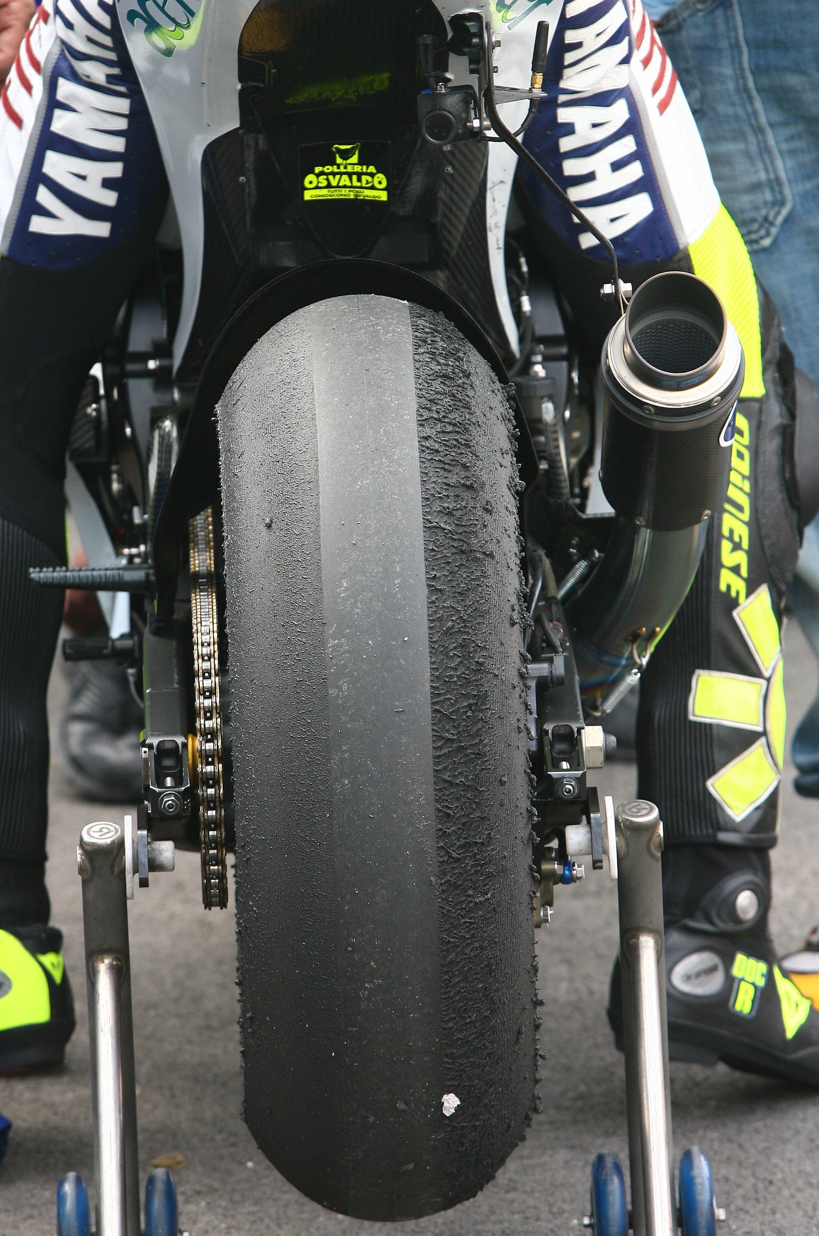 Rossi`s Michellin qualifying tyre, British MotoGP 2007