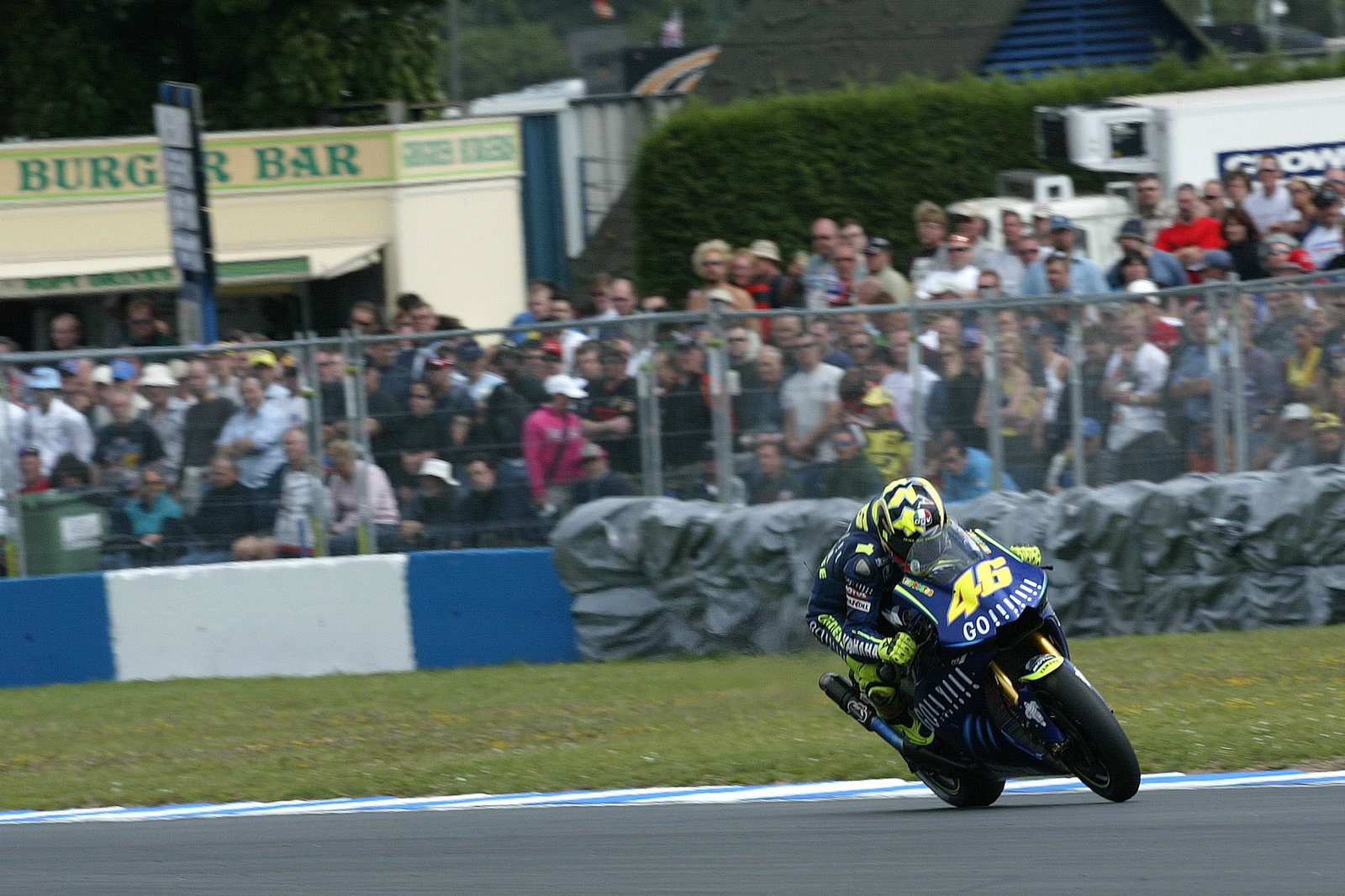 Rossi, British MotoGP, 2004