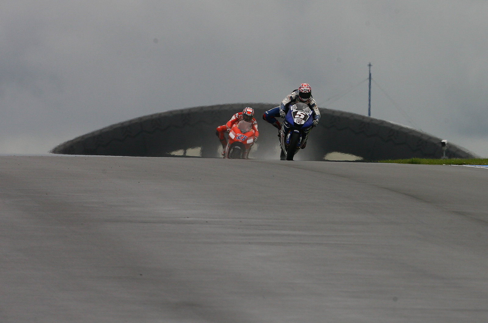 Edwards, Stoner, British MotoGP 2007