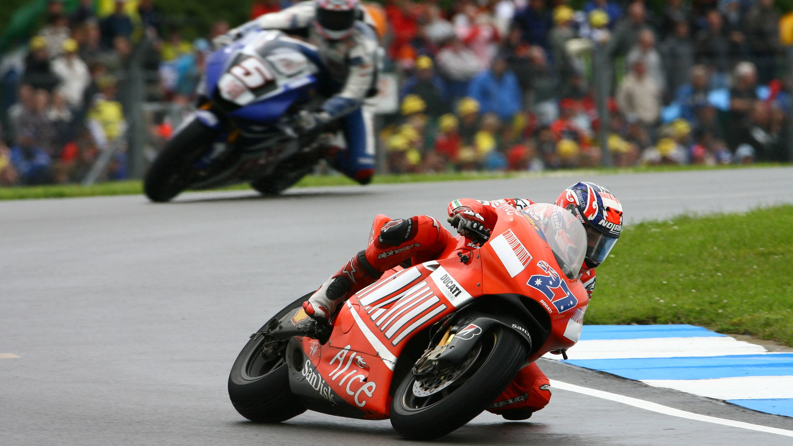 Stoner, Edwards, British MotoGP Race 2007