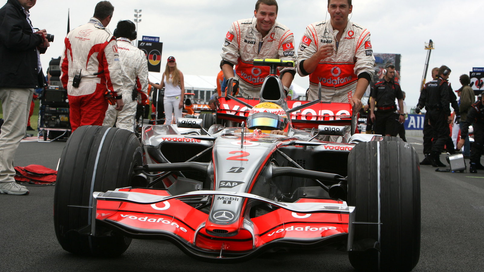 Lewis Hamilton (GBR) McLaren MP4/22, France F1, Magny Cours, 29th June-1st July, 2007