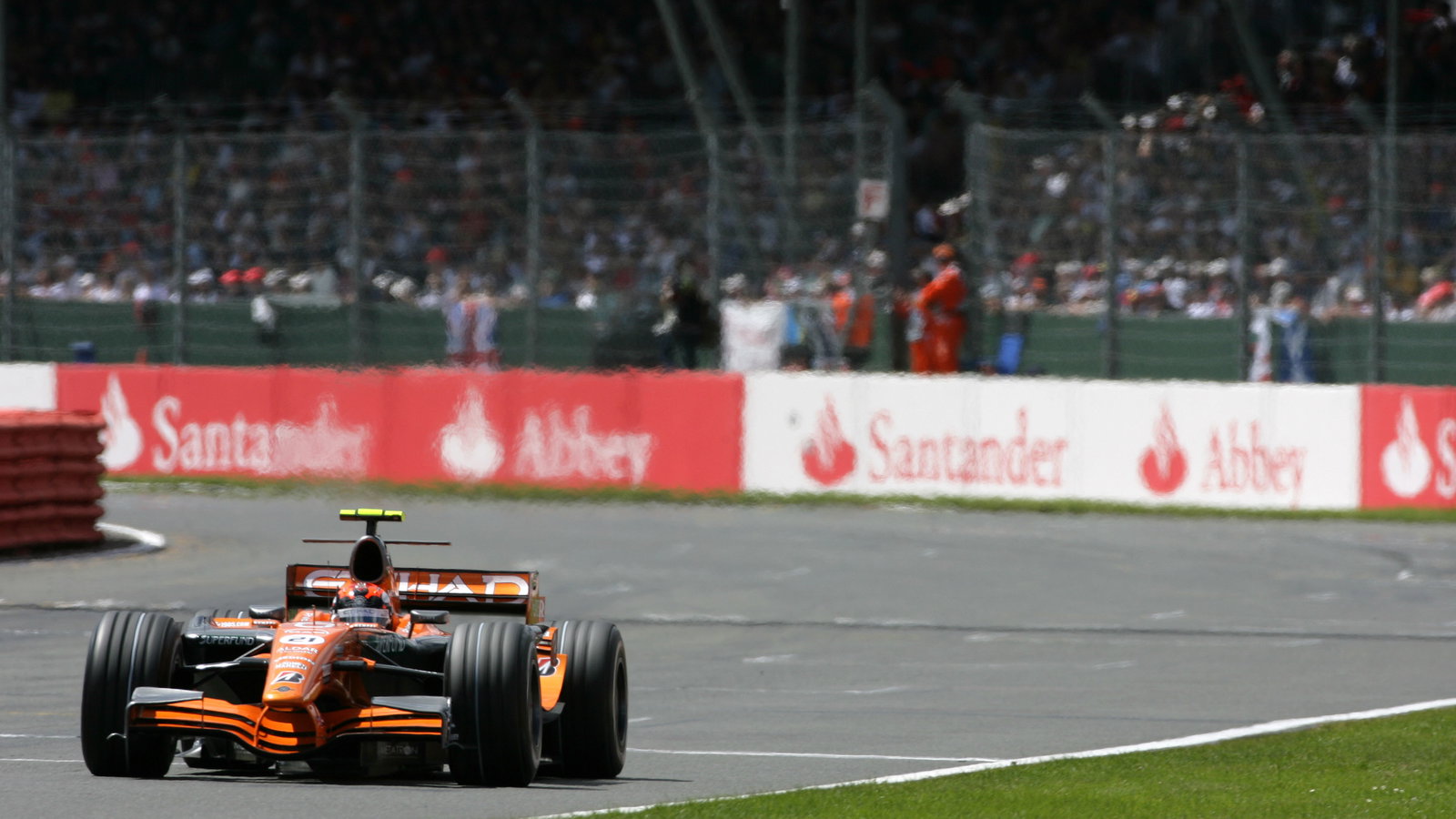 Christijan Albers (NED) Etihad Aldar Spyker Formula One Team F8-V11, British F1, Silverstone, 6-8th,