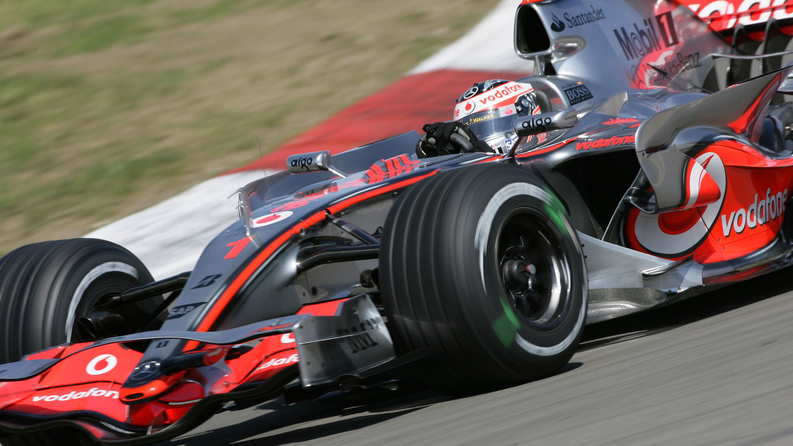 Fernando Alonso (ESP) McLaren MP4/22, European F1 Grand Prix, Nurburgring, 20th-22nd, July, 2007