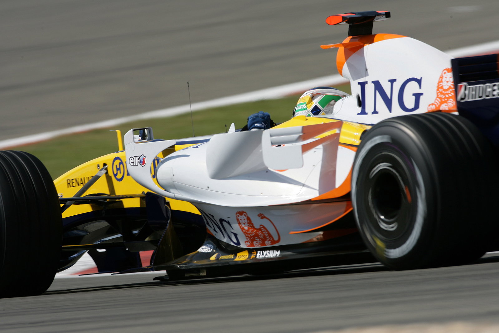 Giancarlo Fisichella (ITA) Renault RS27, European F1 Grand Prix, Nurburgring, 20th-22nd, July, 2007
