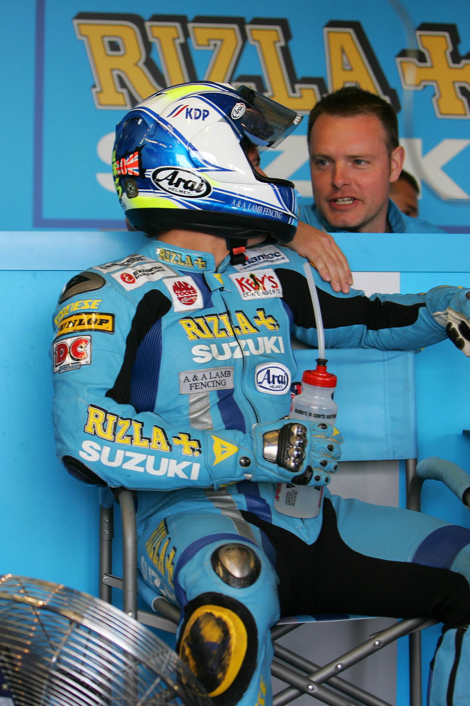 Cal Crutchlow (GBR), Rizla Suzuki, GSXR1000K7, 35, Superbike