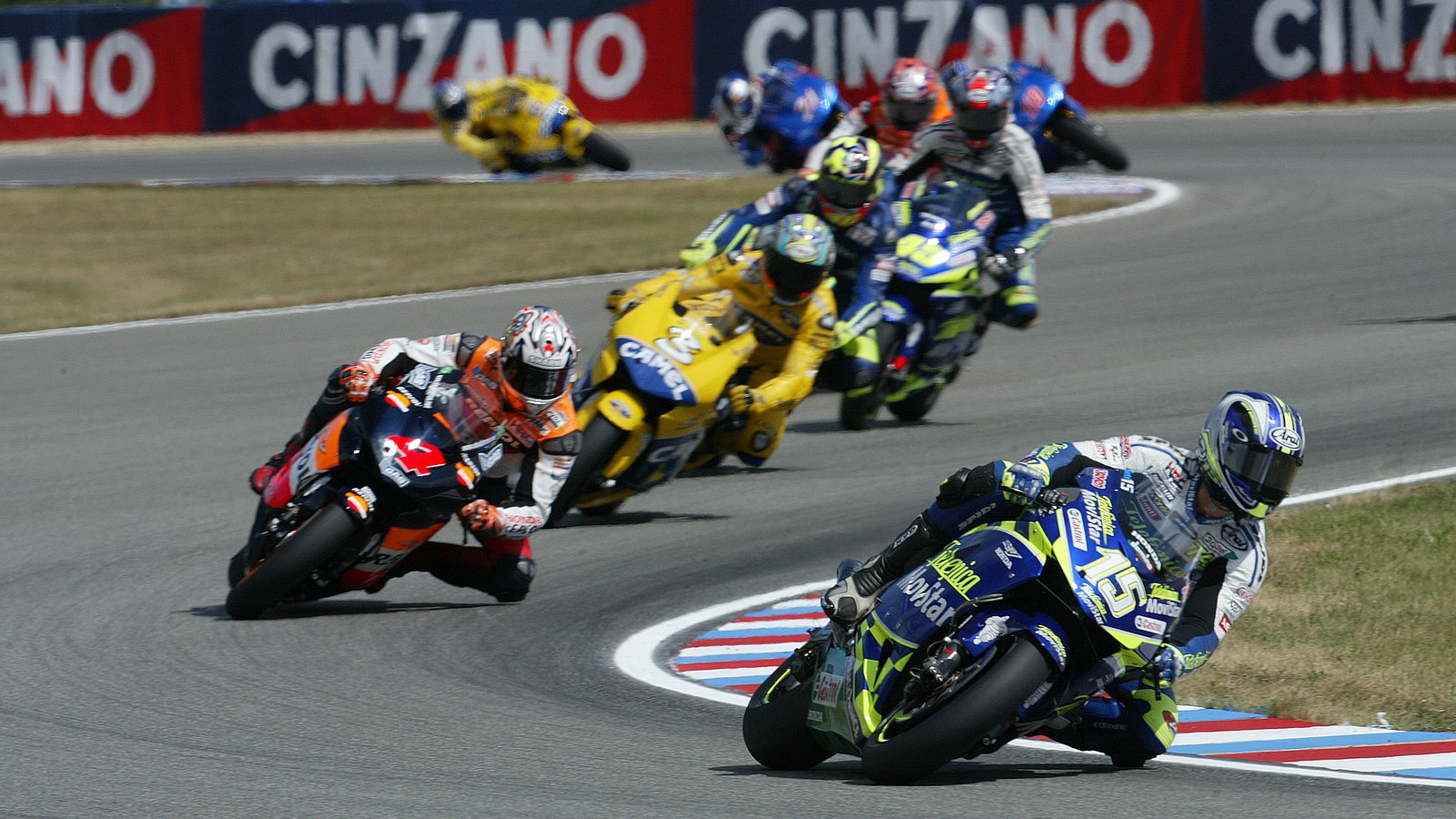 Gibernau, Barros, Biaggi et al, Czech MotoGP, 2004