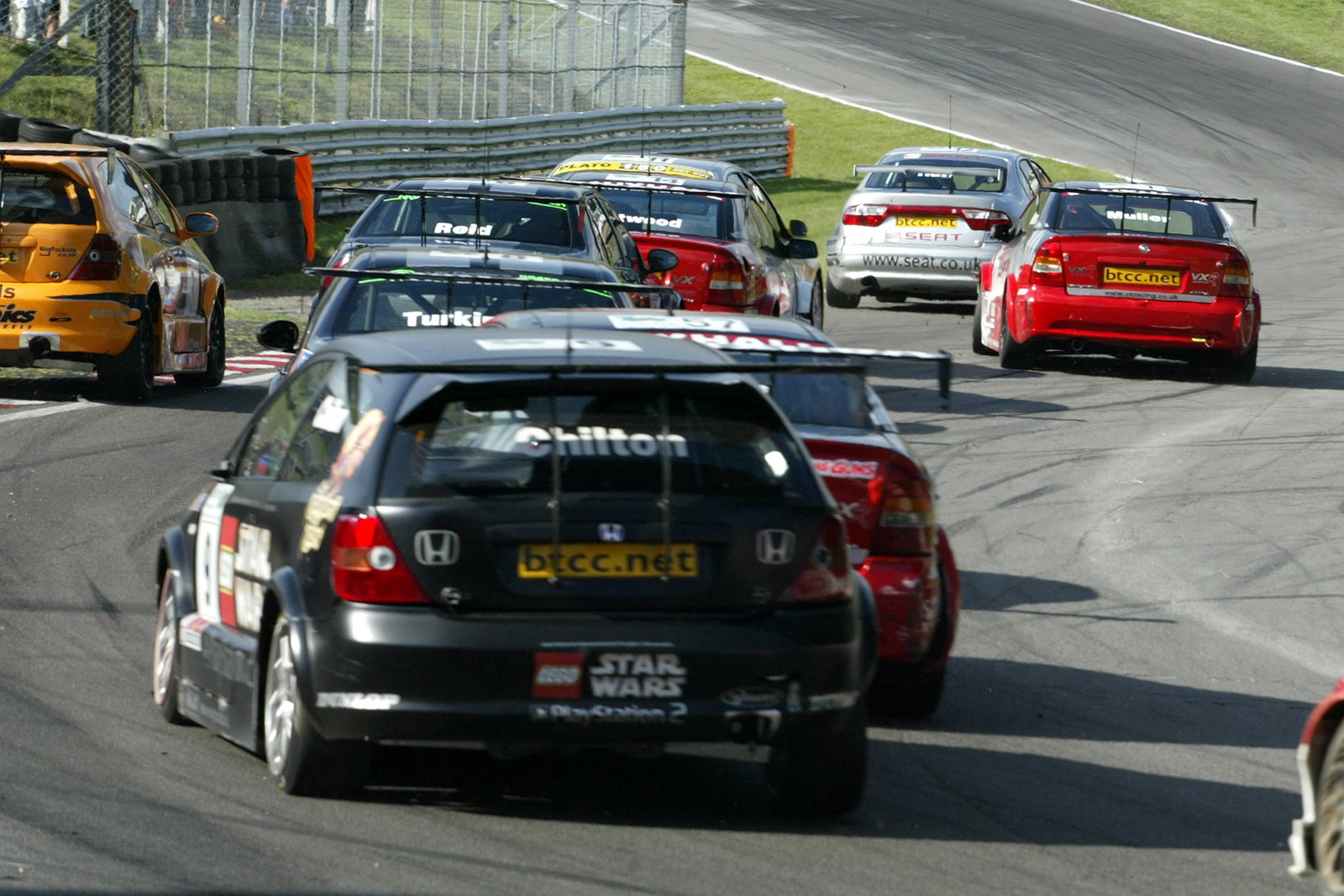 Last lap dash, Huff grabs the lead