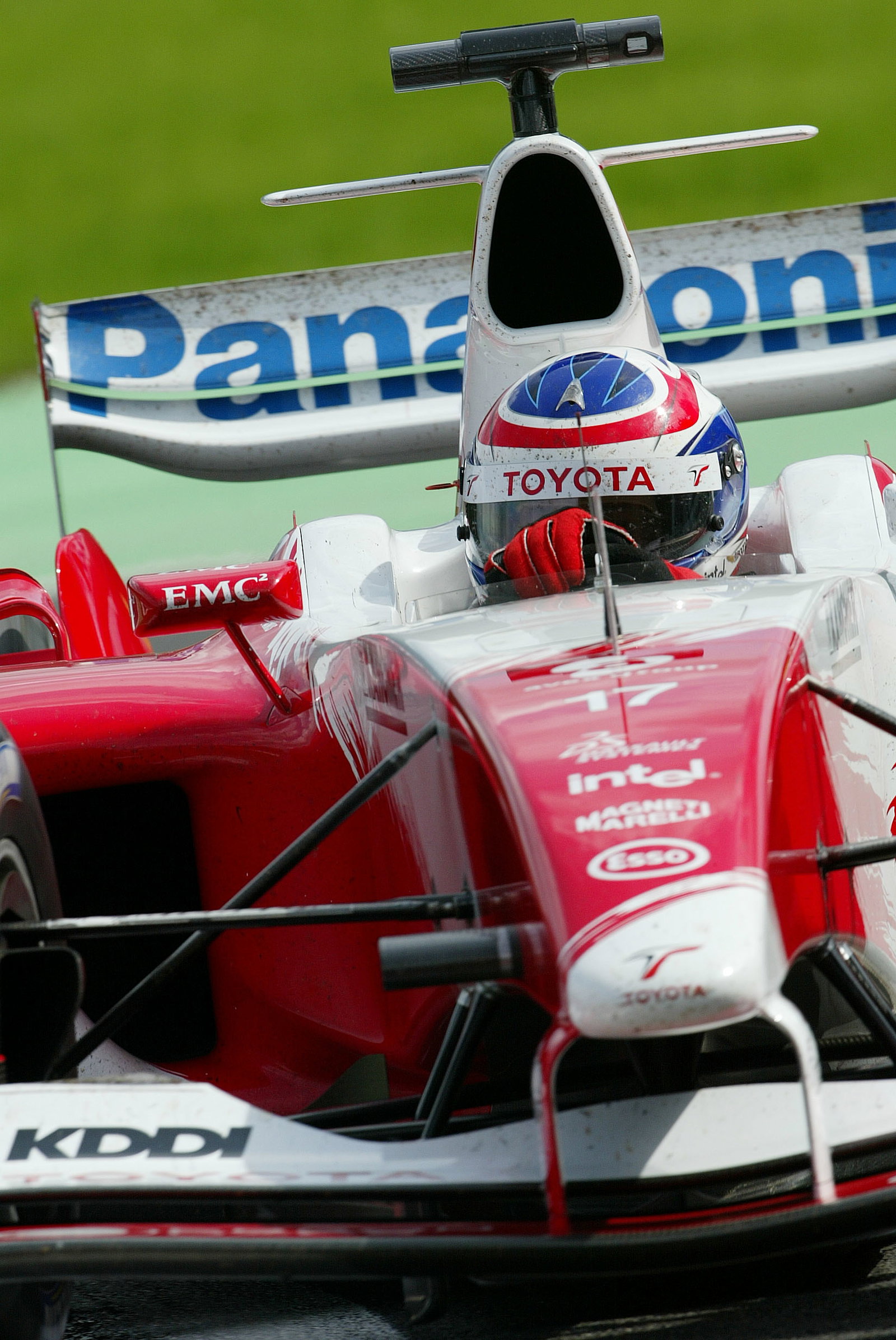 Olivier Panis - Toyota TF104B
