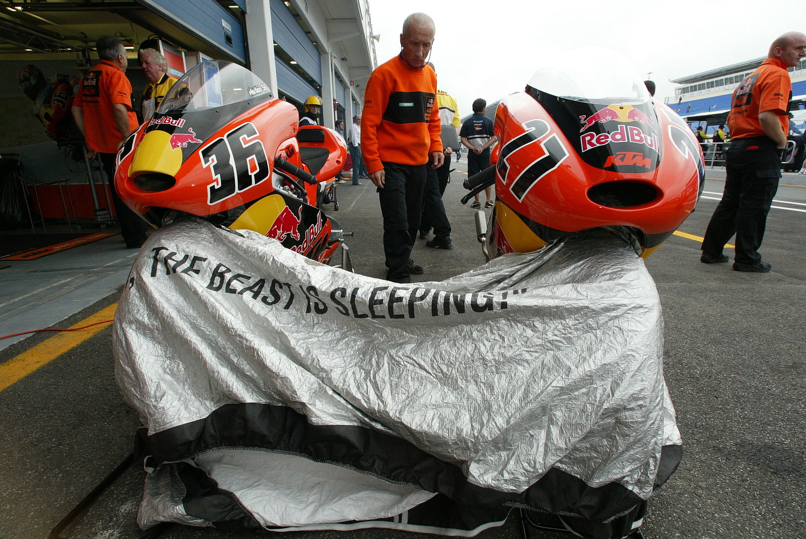 Kallio and Stoner`s machines, Portuguese 125GP 2004