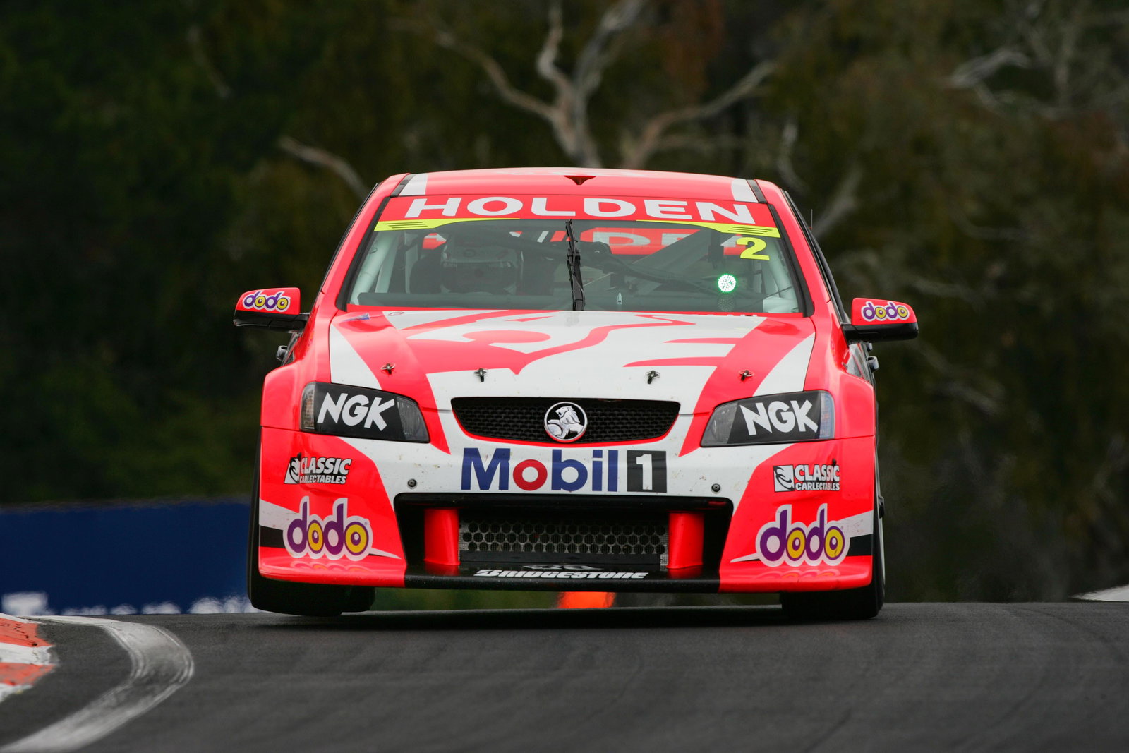 Mark Skaife (Aust) Todd Kellyu (Aust) HRT commodoreSupercheap Autos Bathurst 1000Rd 10 V8 SupercarsM