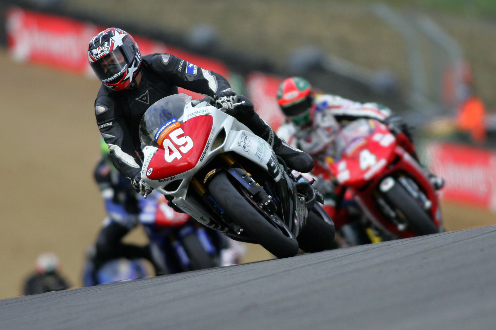 Glen Richards (AUS), Embassy Racing, Yamaha, YZF-R1, 45, Superstock Championship