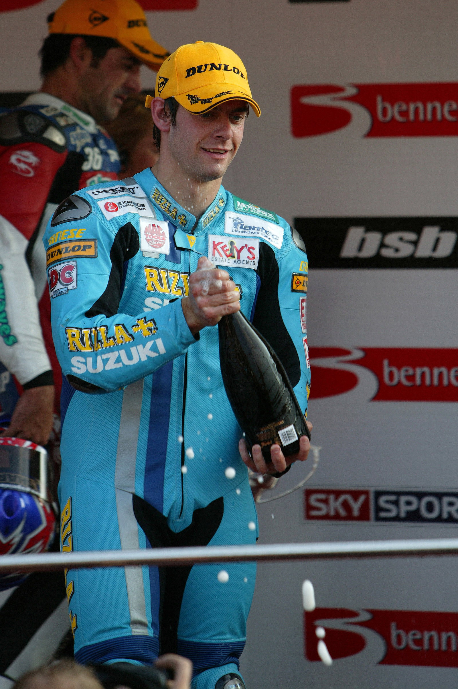 Cal Crutchlow (GBR), Rizla Suzuki, GSXR1000K7, 35, Superbike