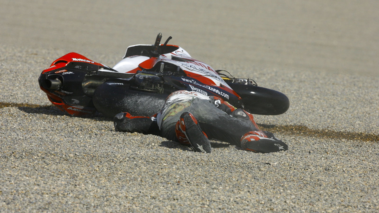Davies crash, Valencia MotoGP 2007
