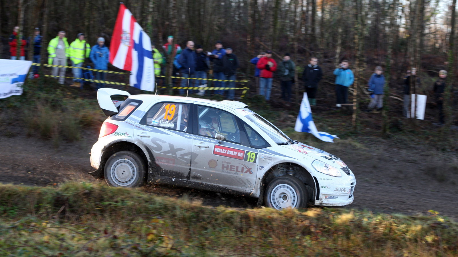Sebastian Lindholm (FIN) / Tomi Tuominen (FIN), Suzuki WRT SX4 WRC