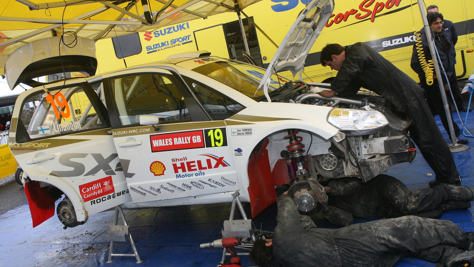 Sebastian Lindholm (FIN) / Tomi Tuominen (FIN), Suzuki WRT SX4 WRC