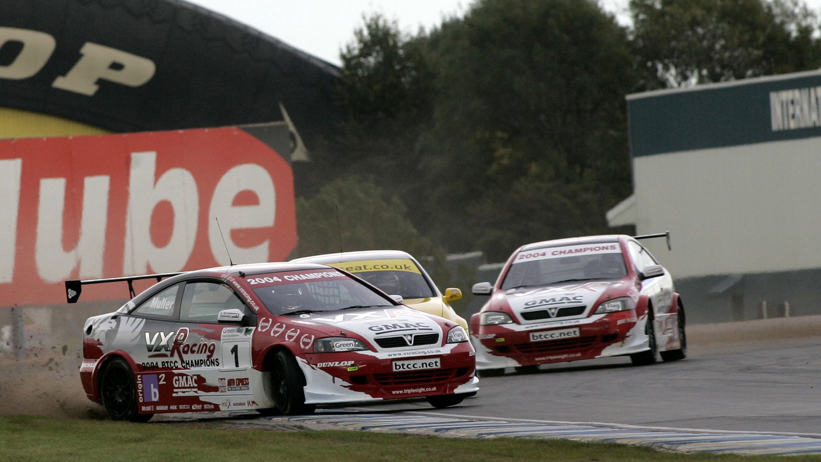 Yvan Muller on the limit!